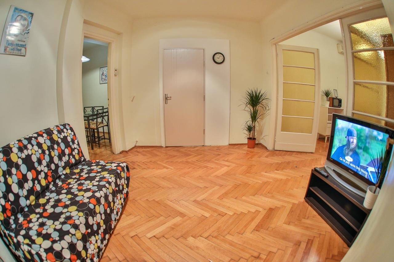 Color Apartments Franceza St Bukarest Exterior foto
